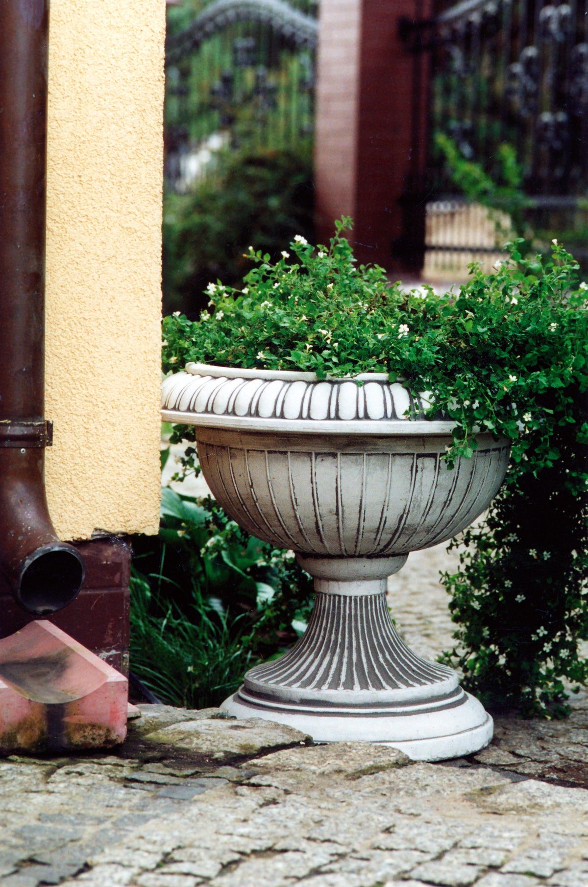 Pflanzgefäß 113, H: 43 cm, 51 kg