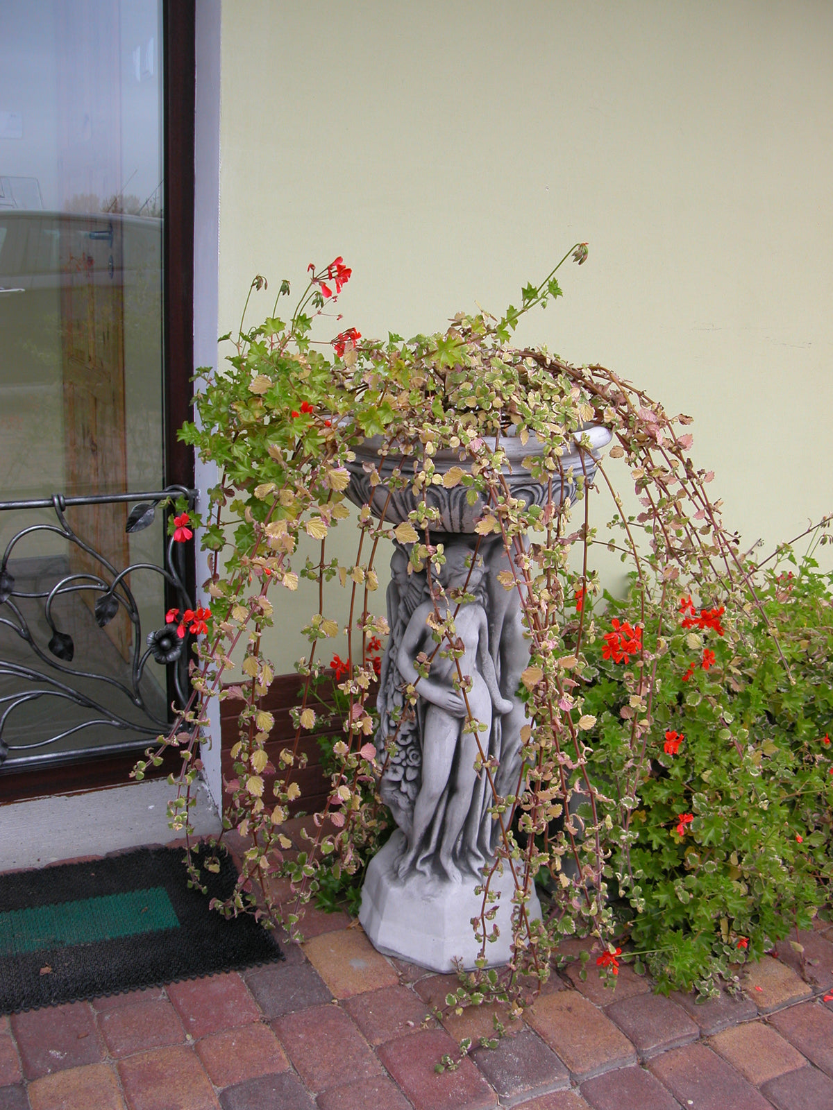 Pflanzgefäß 162, H: 88 cm, 76 kg