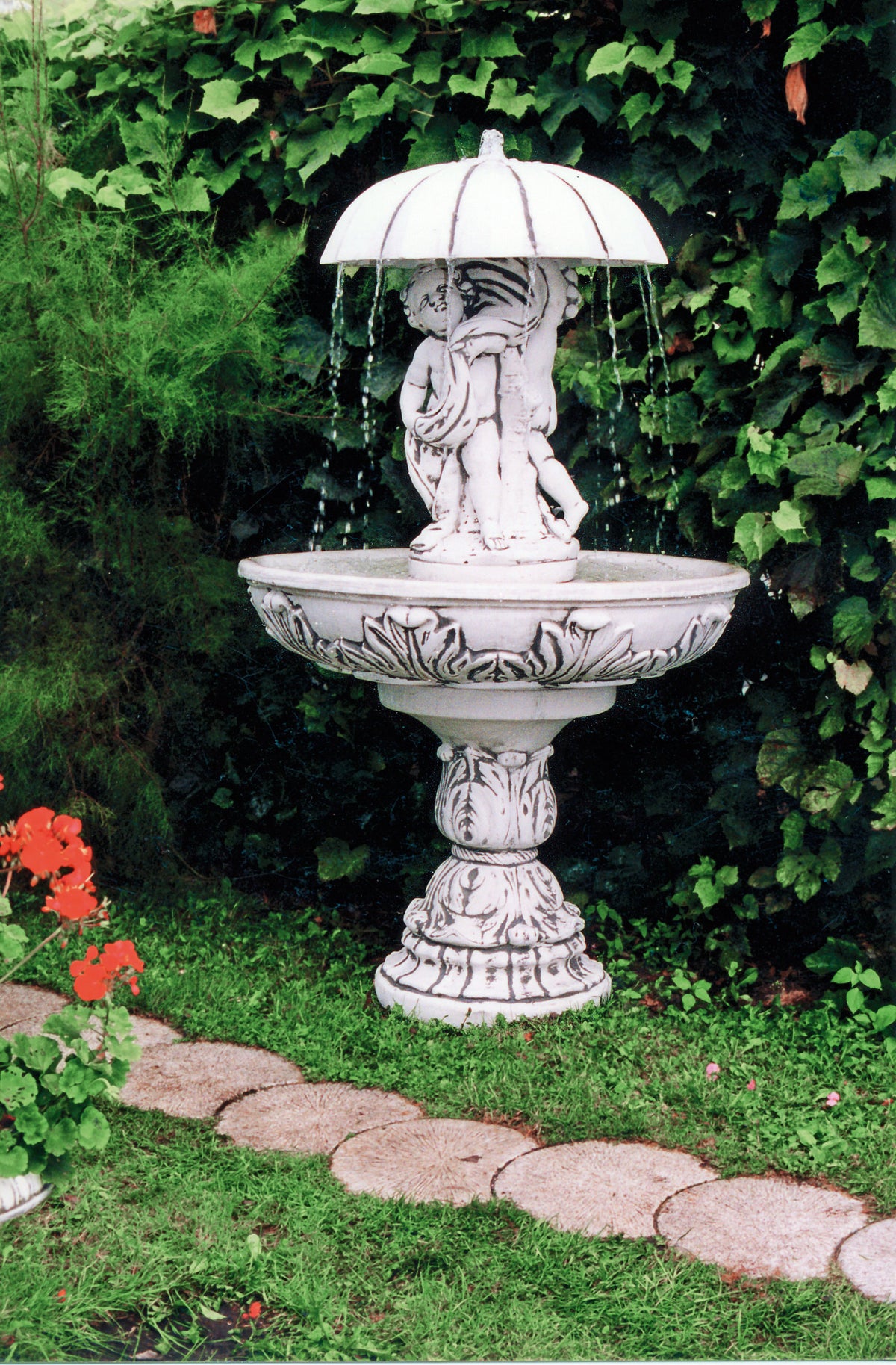 Brunnen 909, H: 177 cm, 390 kg
