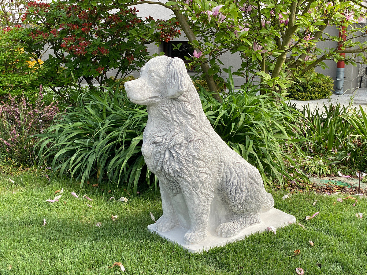 Hund  S103941, H: 84 cm, 172 kg