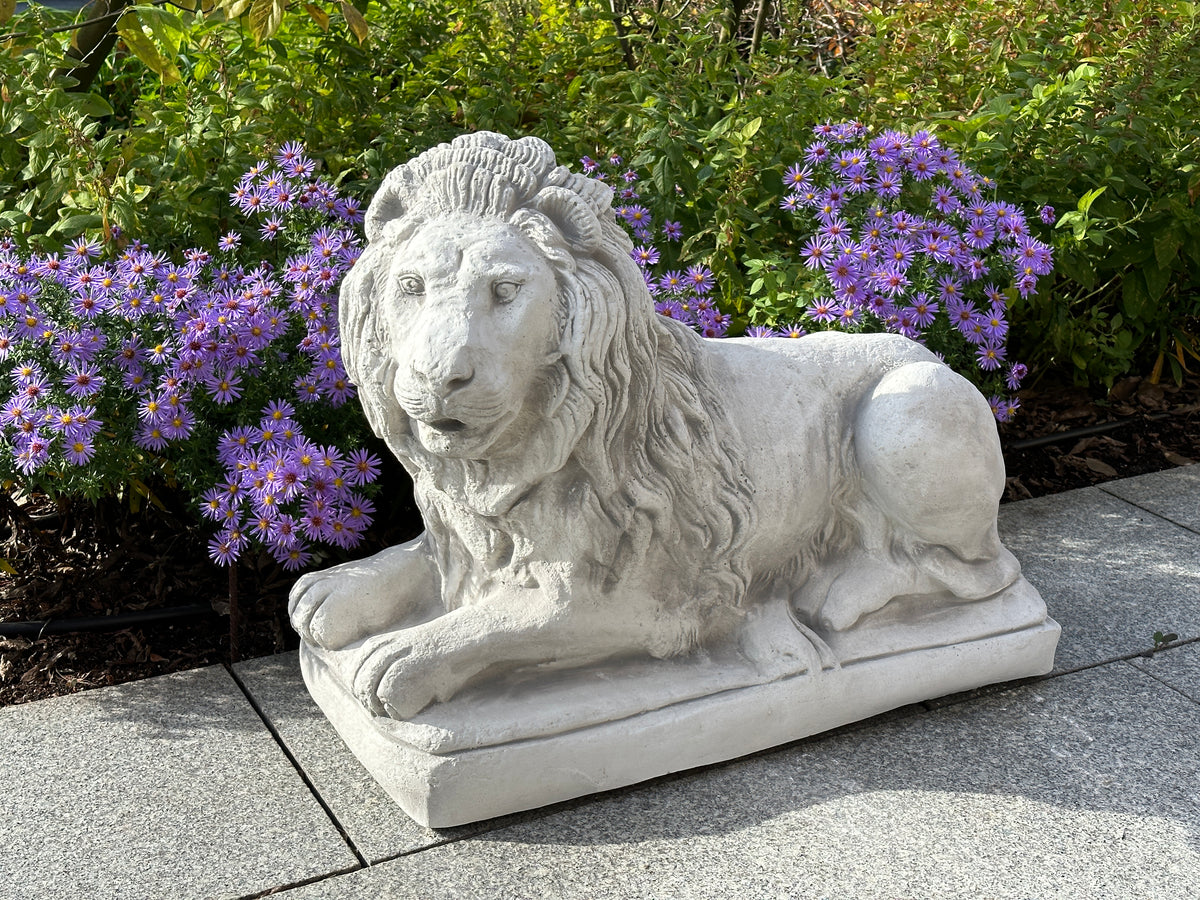 Löwe S103981, H: 60 cm, 138 kg